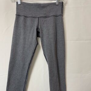 Lululemon Athletica Cropped Leggings Grey Women’s Medium